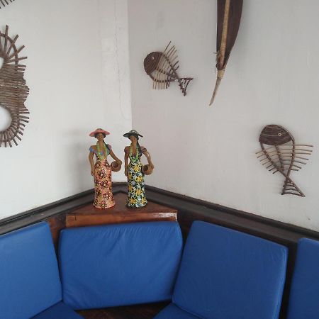 Hostel E Pousada Vila De Porto ปอร์โต จิ กาลินญาส ภายนอก รูปภาพ