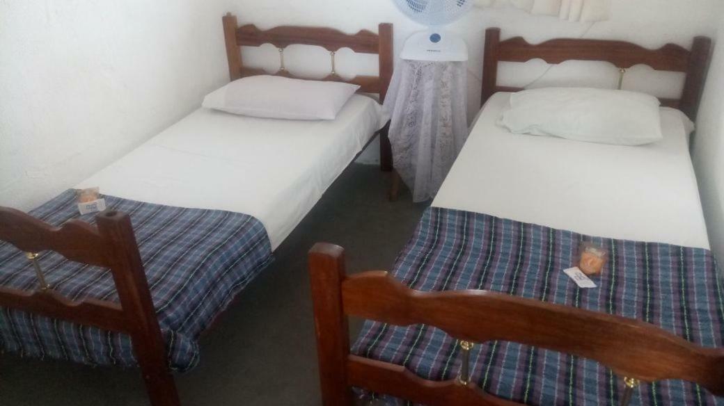 Hostel E Pousada Vila De Porto ปอร์โต จิ กาลินญาส ภายนอก รูปภาพ