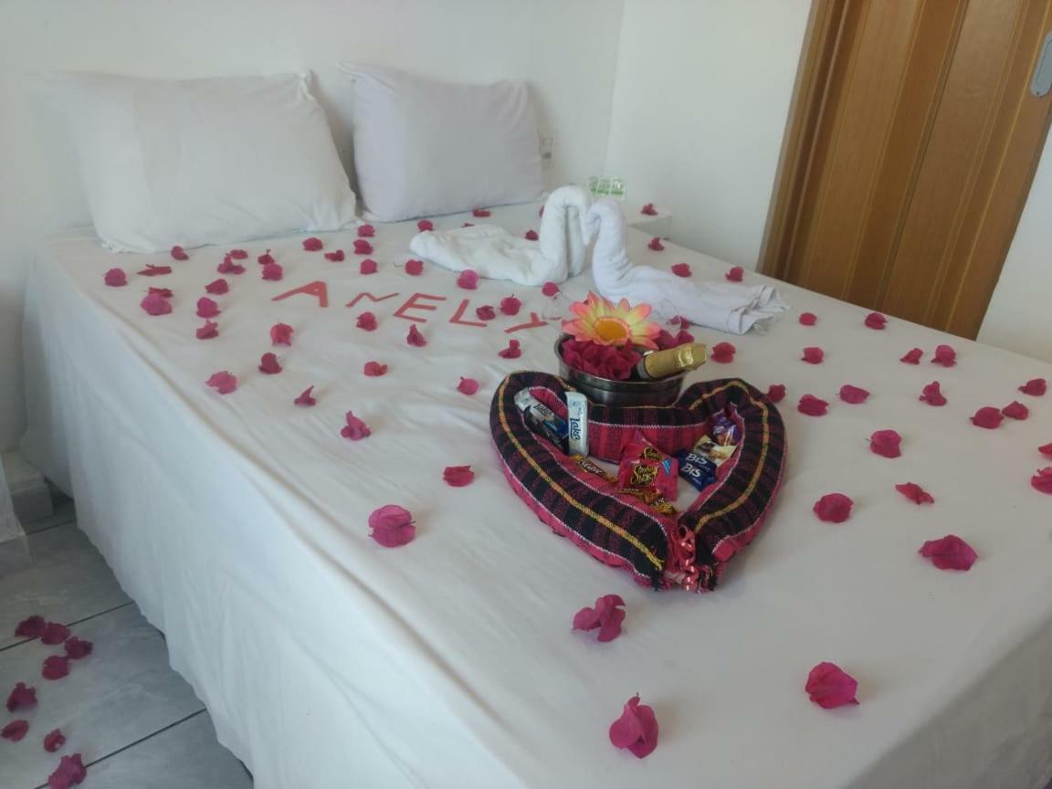 Hostel E Pousada Vila De Porto ปอร์โต จิ กาลินญาส ภายนอก รูปภาพ