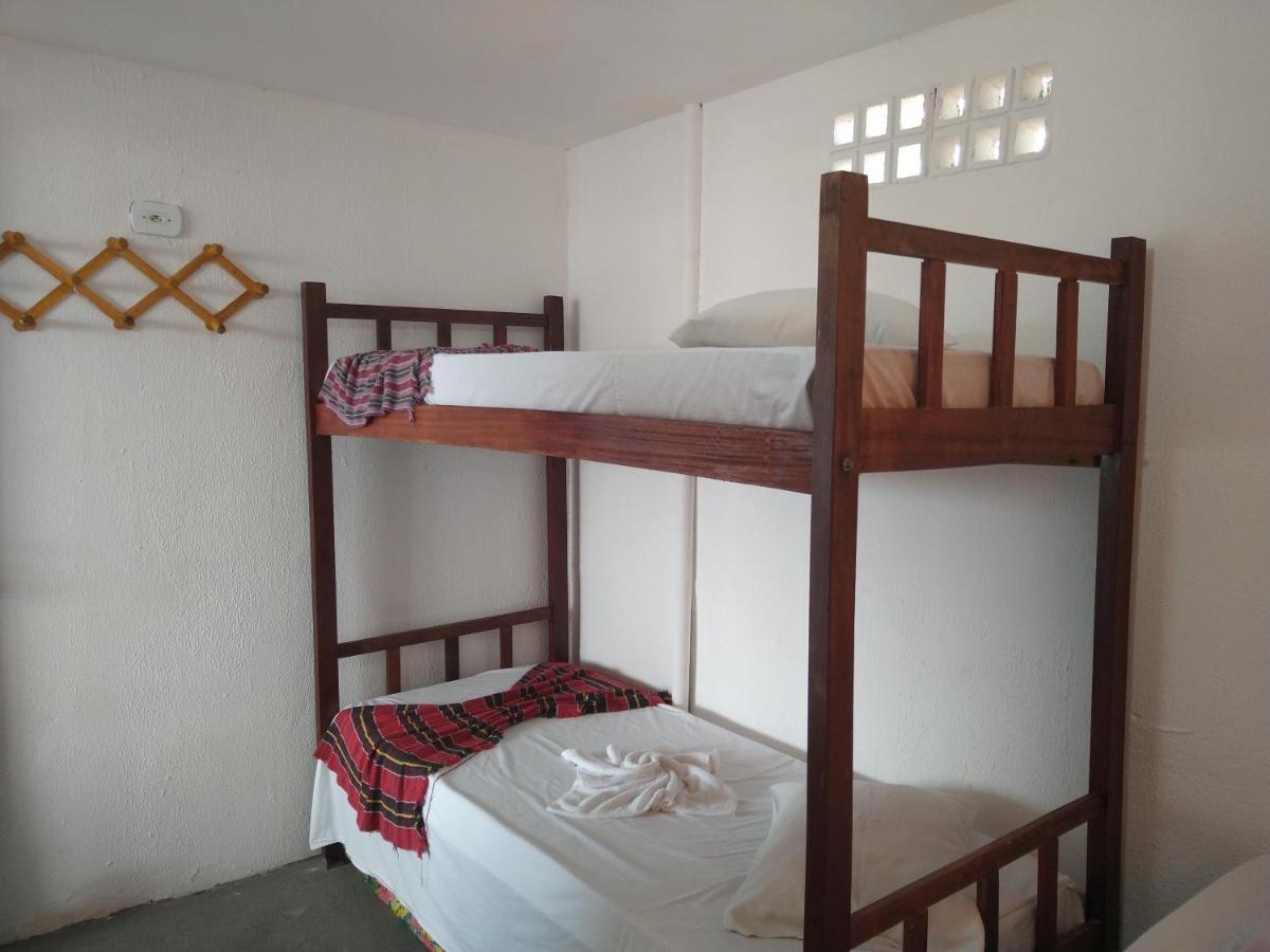 Hostel E Pousada Vila De Porto ปอร์โต จิ กาลินญาส ภายนอก รูปภาพ